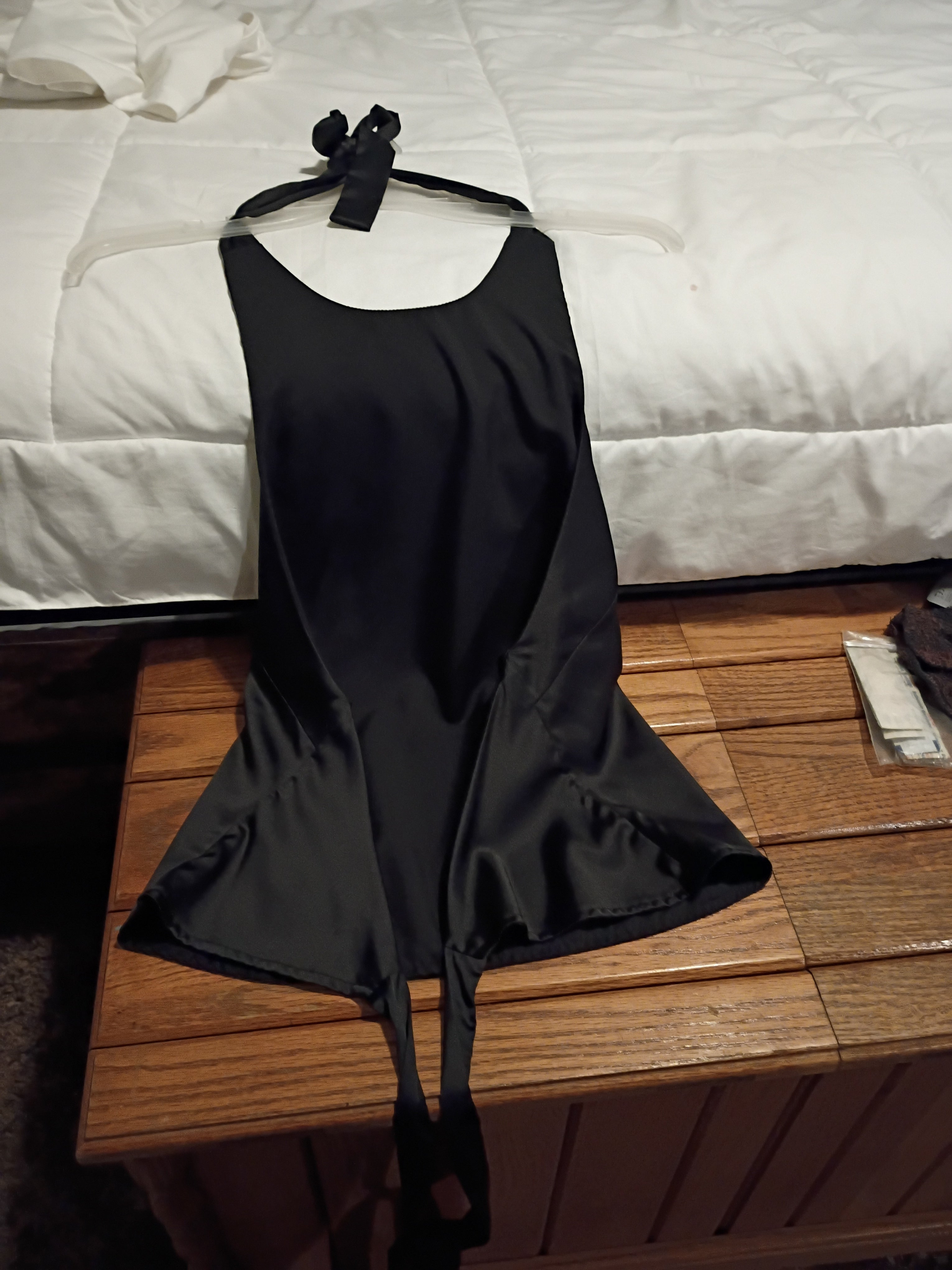 Lelis Top backless(Large)$20